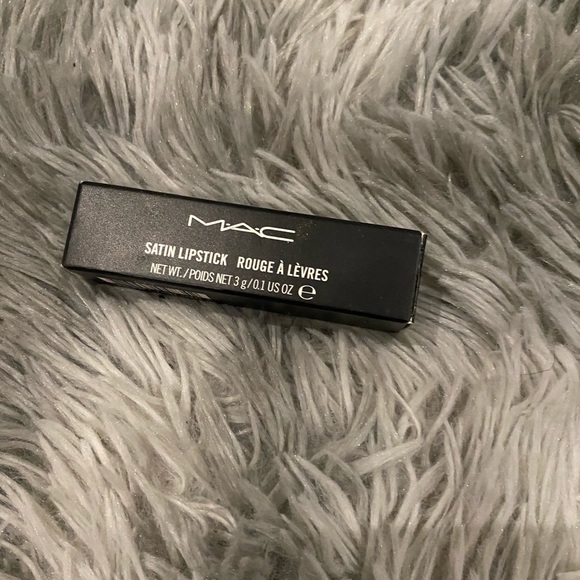 Brand new name brand makeup lot - Picture 6 of 11